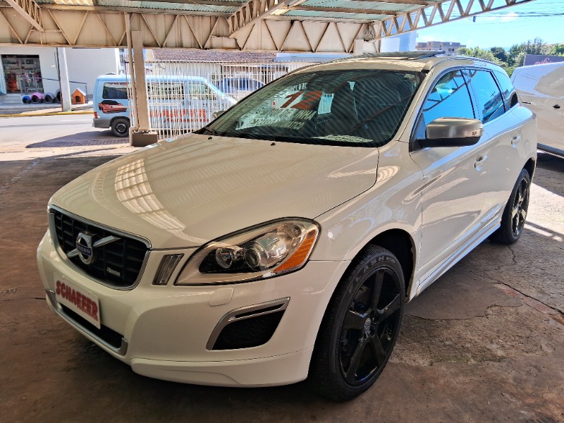 Volvo XC 60 T5 R-DESIGN 2.0 AWD 2012