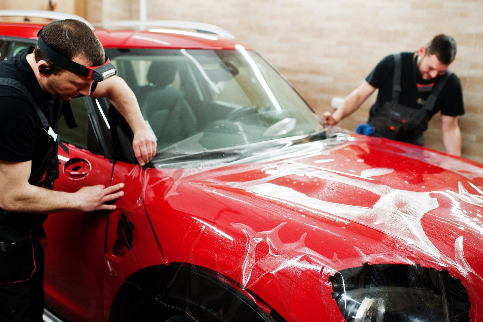 Melhores cores para envelopar carro em 2025: confira as tendências que estão bombando