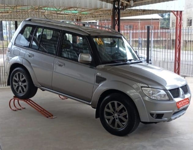 Mitsubishi PAJERO TR4 2.0 2013