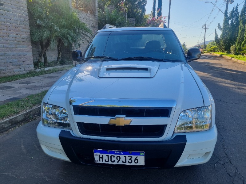 Chevrolet S10 2.8 COLINA 4X4 12V 2011
