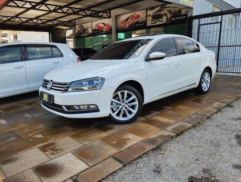 Volkswagen PASSAT 2.0 TSI DSG 2011