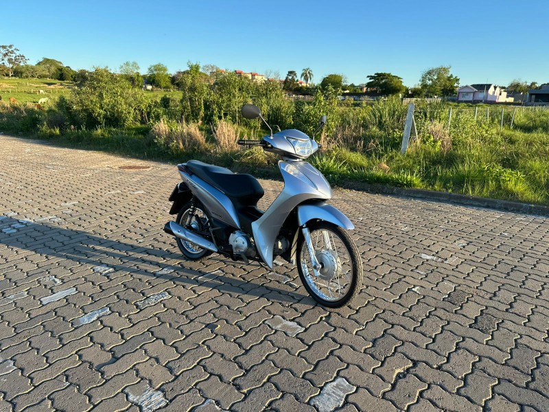 Honda MOTOS BIZ 125 ES 2015