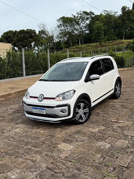 Volkswagen UP! CROSS 1.0 TSI TOTAL FLEX 2019