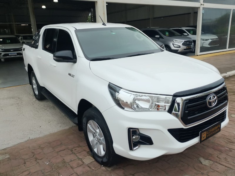 Toyota HILUX CABINE DUPLA 2.8 SR 4X4 CD 16V DIESEL 2020