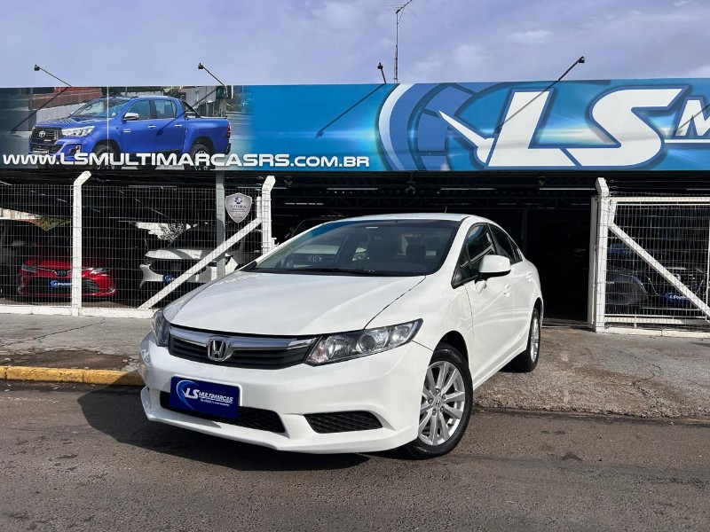 Honda CIVIC SEDAN LXS 1.8 2014
