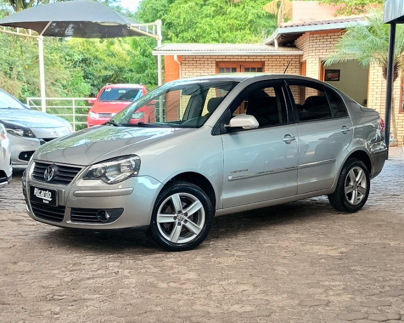 Volkswagen POLO 1.6 MI COMFORTLINE 8V 2010