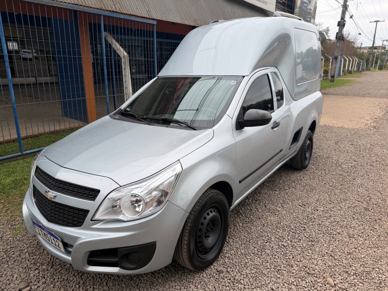 Chevrolet MONTANA COMBO FURGÃO 1.4 2013