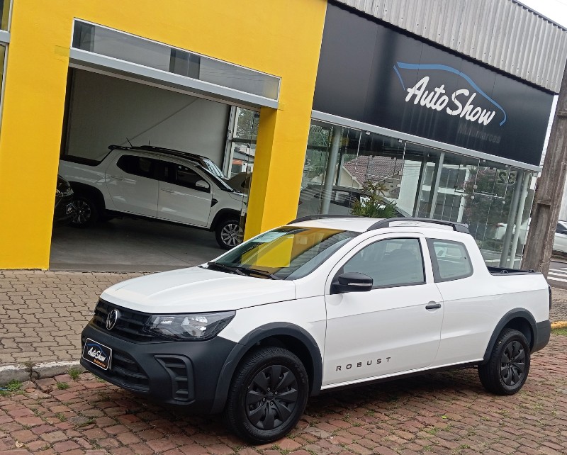 Volkswagen SAVEIRO ROBUST 1.6 TOTAL FLEX 8V CD 2025