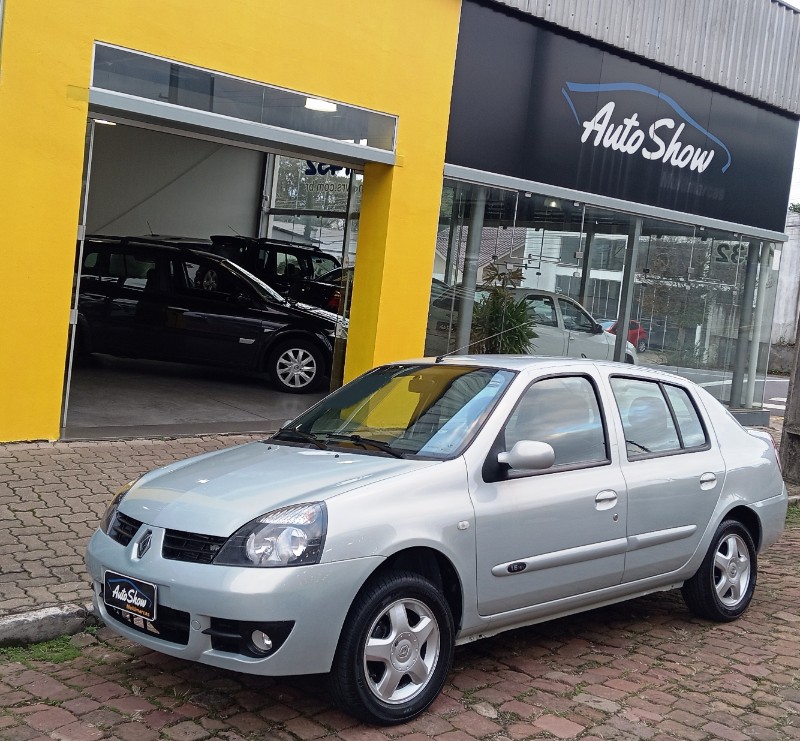 Renault CLIO 1.6 PRIVILEGE SEDAN 16V 2009