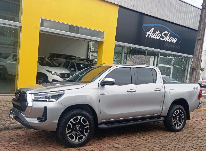 Toyota HILUX CD SRX 4X4 2.8 TDI 16V DIESEL AUT. 2022