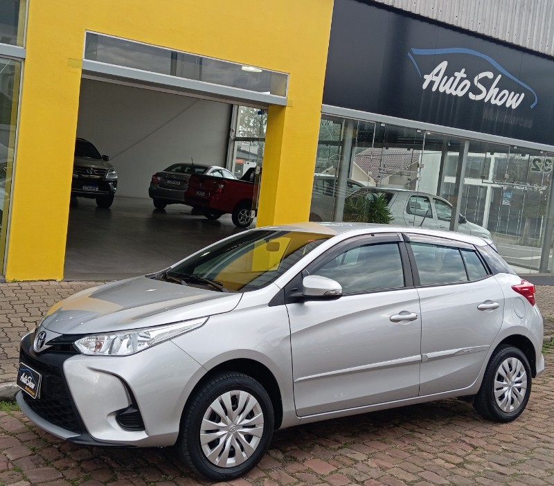 Toyota YARIS 1.5 XL 16V AUTOMATÍCO 2025