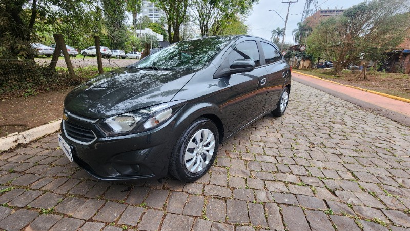 Chevrolet ONIX 1.4 LT 2016