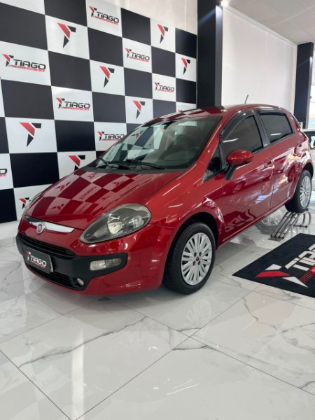 Fiat PUNTO 1.4 ATTRACTIVE 8V 2014