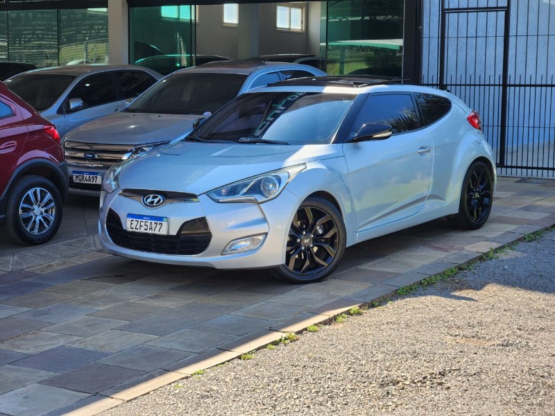 Hyundai VELOSTER 1.6 TOP + TETO 2011