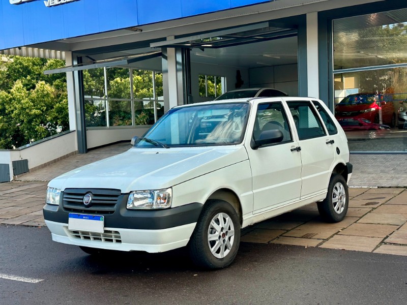 Fiat UNO MILLE ECONOMY 1.0 2011