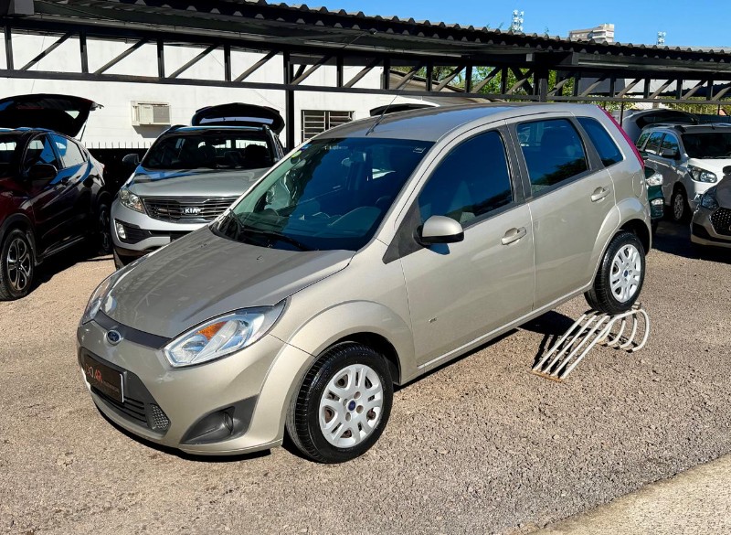 Ford FIESTA SE 1.0 8V FLEX 5P 2014