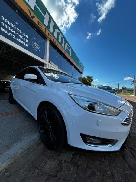 Ford FOCUS SEDAN TITANIUM 2016