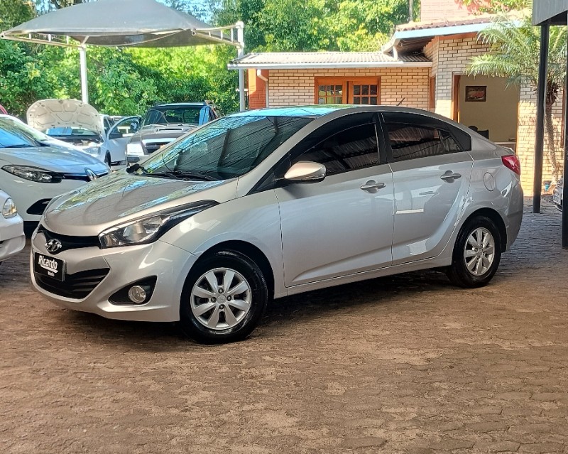 Hyundai HB20S 1.6 COMFORT PLUS 16V 2015 2015