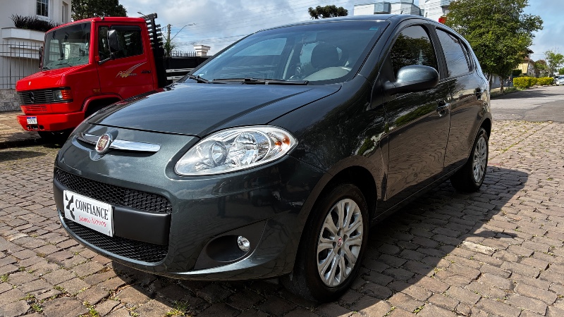 Fiat PALIO 1.6 MPI ESSENCE 16V 2015