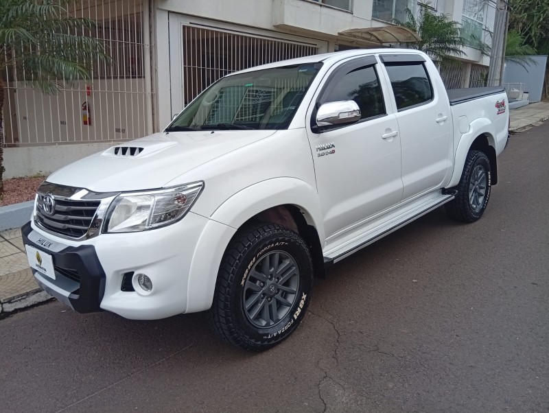 Toyota HILUX CD 4X4 SRV 2014