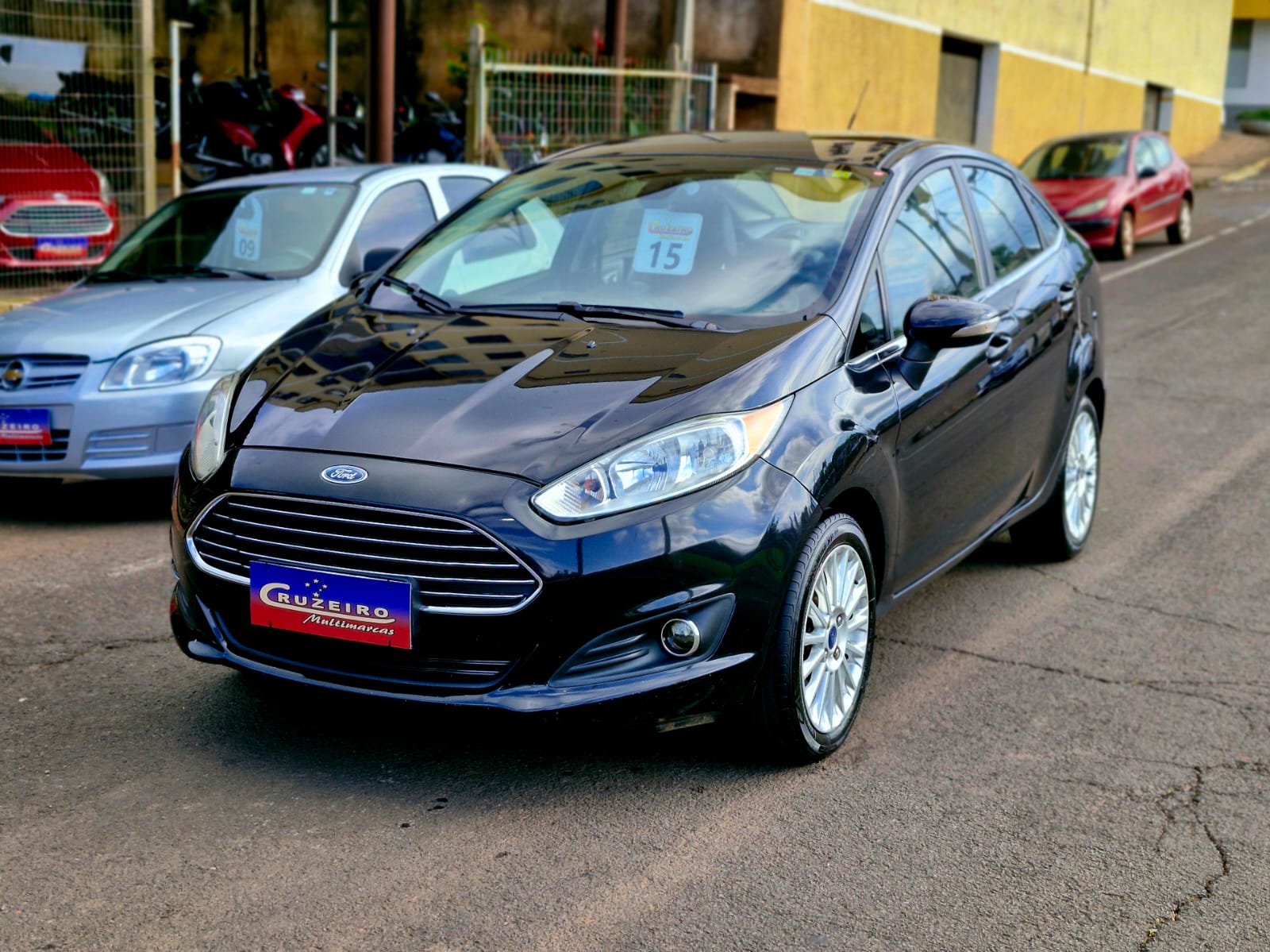 Ford FIESTA SED. TITANIUM 1.6 2015