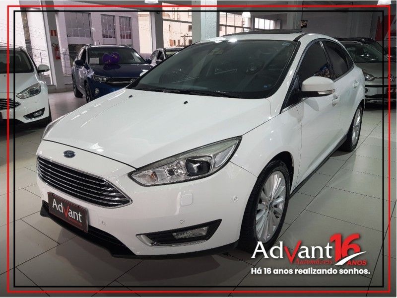 Ford FOCUS 2.0 TITANIUM PLUS FASTBACK 16V FLEX 4P POWERSHIFT 2019 (foto 1 de 20)