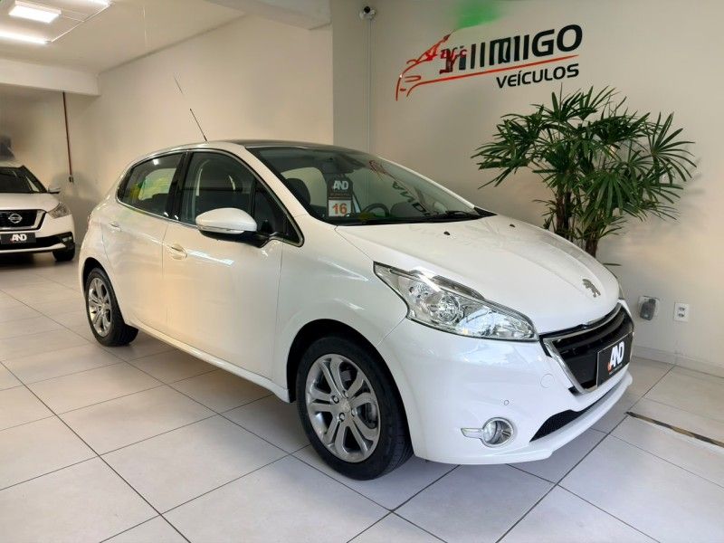 Peugeot 208 1.6 GRIFFE 16V 2016