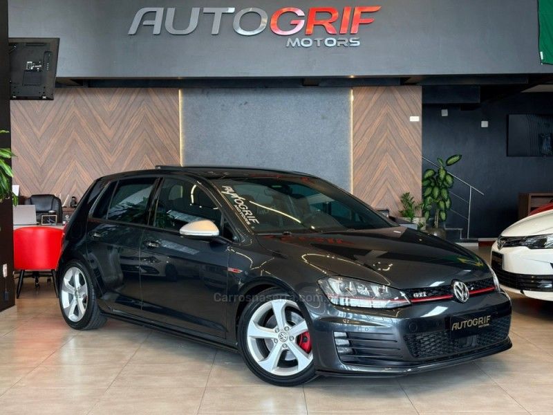 Volkswagen GOLF 2.0 TSI GTI 16V TURBO 2017 (foto 1 de 18)