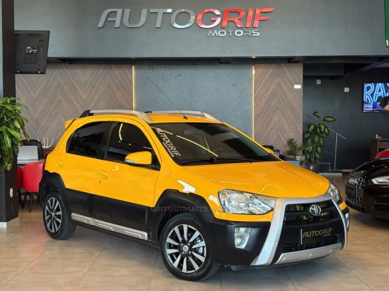 Toyota ETIOS CROSS 1.5 16V 2015