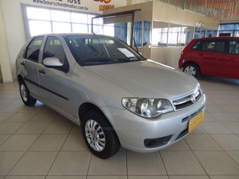 Fiat PALIO 1.0 MPI FIRE CELEBRATION ECONOMY 8V 2013 (foto 1 de 15)