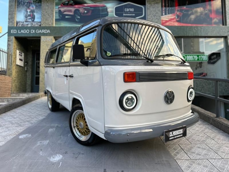 Volkswagen KOMBI 1.6 MI STD LOTAÇÃO 8V GASOLINA 3P MANUAL 2003