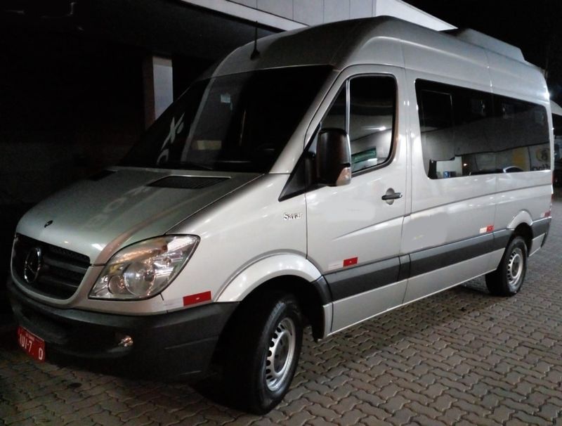 Mercedes-Benz SPRINTER 2.2 415 CDI VAN 16 LUGARES TETO ALTO 16V BI-TURBO DIESEL MANUAL 2013