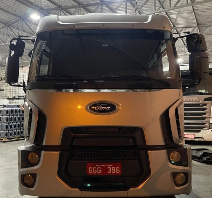 Ford CARGO 2429 E 8X2 TURBO 2P 2017