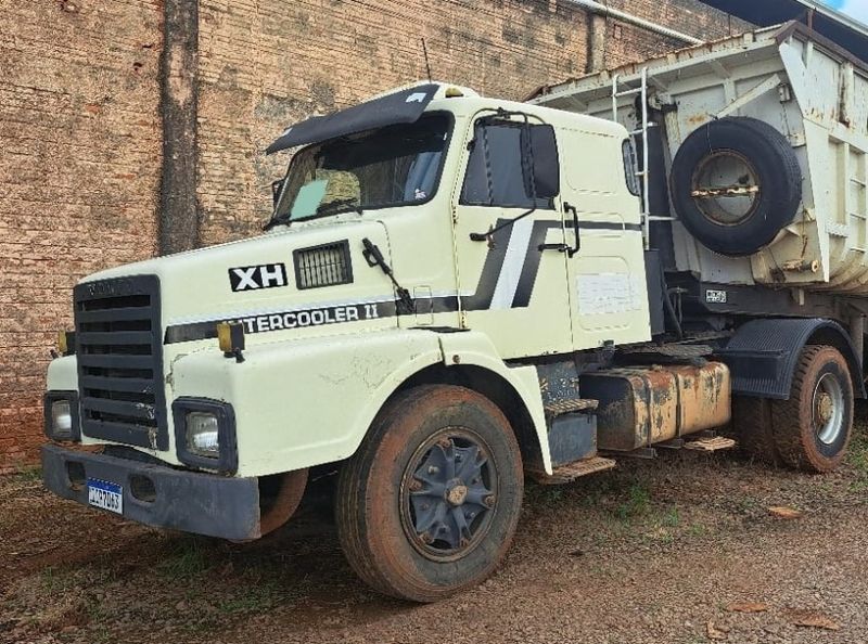 Volvo N10 280 CAVALO MECÂNICO 4X2 1988