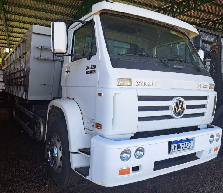 Volkswagen 24220 VW 24-220 WORKER T 3-EIXOS 2007