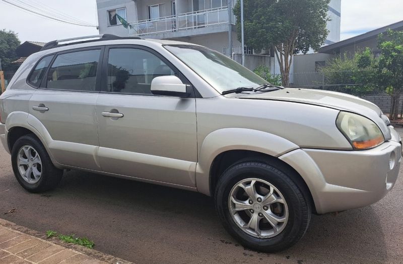 Hyundai TUCSON 2.0 MPFI GL 16V 142CV 2WD GASOLINA 4P AUTOMÁTICO 2010