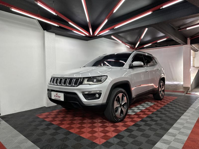 Jeep COMPASS LONGITUDE 2.0 4X4 DIES 16V 2018 (foto 1 de 19)