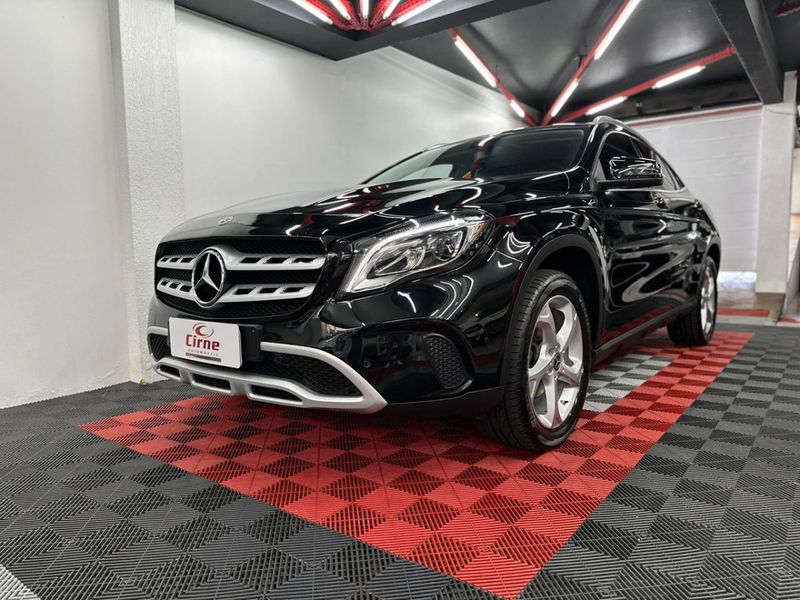 Mercedes-Benz GLA 200 ADVANCE 1.6/ TB 16V 2018 (foto 1 de 19)
