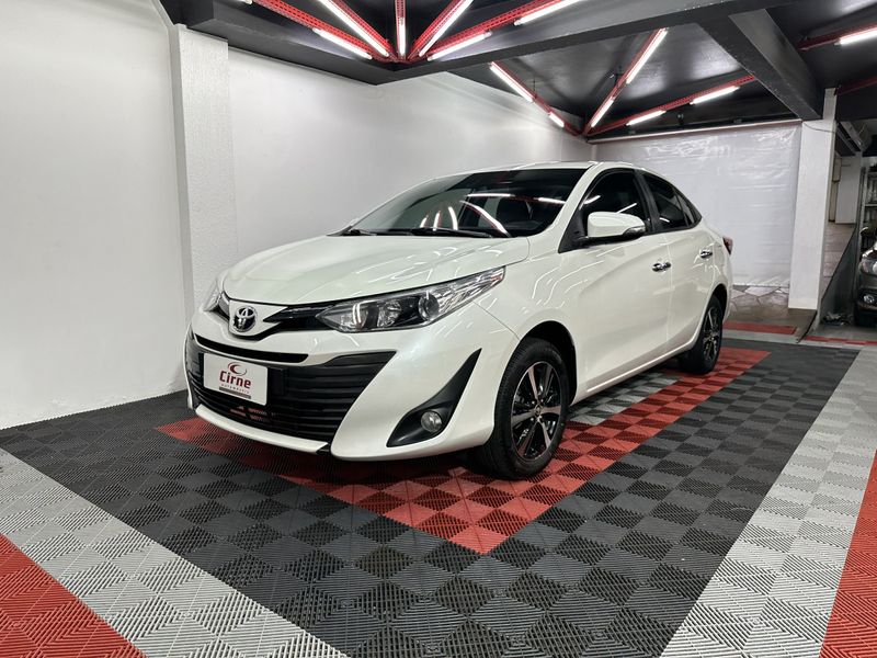 Toyota YARIS XLS SEDAN 1.5 16V 2020