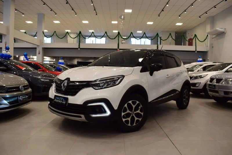 Renault CAPTUR ICONIC 1.3 2022