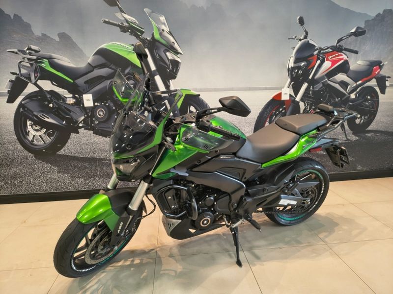Bajaj DOMINAR D 400 2025