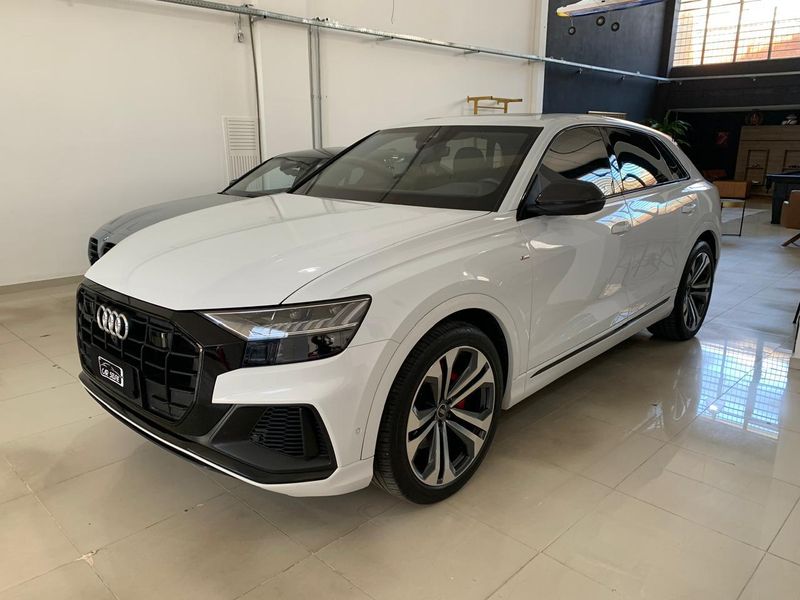 Audi Q8 3.0 TFSI GASOLINA PERFORMANCE BLACK QUATTRO TIPTRONIC 2022