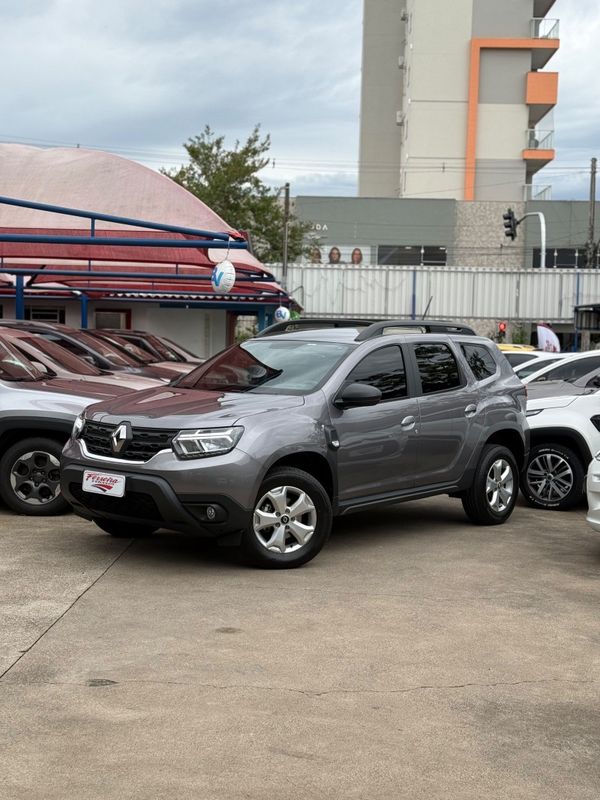 Renault DUSTER INTENSE PLUS 1.6 2025