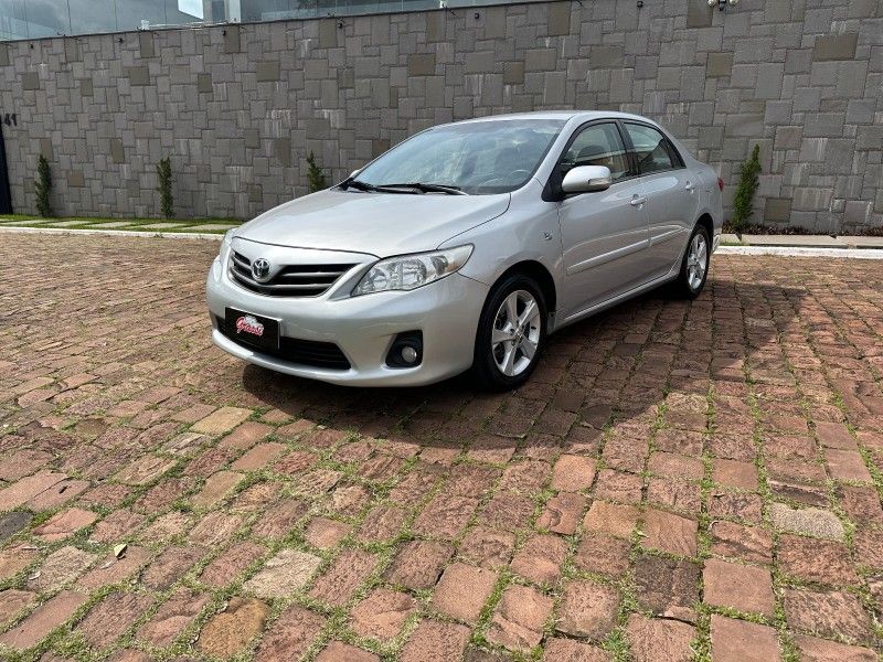 Toyota COROLLA XEI 2.0 2012 (foto 1 de 10)