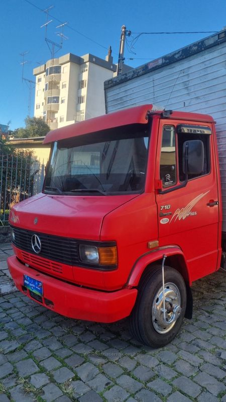 Mercedes-Benz 710 2010