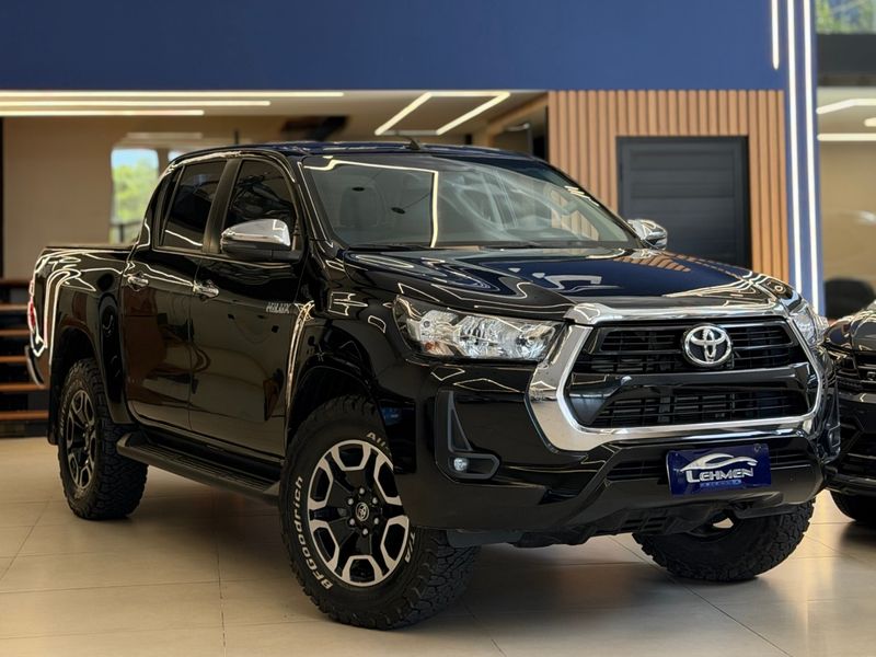 Toyota HILUX 2.8 D-4D TURBO CD SRV 4X4 2022