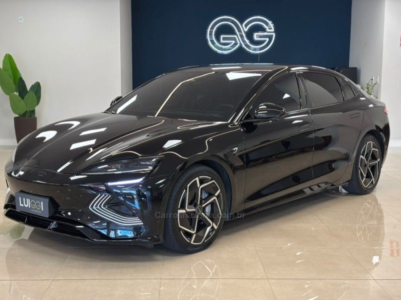 BYD SEAL AWD ELÉTRICO 2025