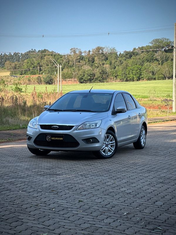 Ford FOCUS SEDAN 2.0 2013