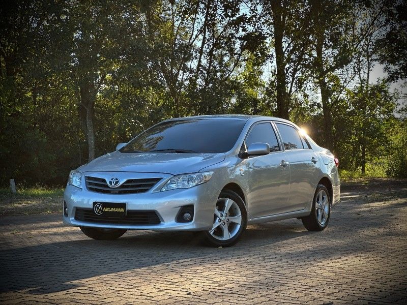 Toyota COROLLA GLI 1.8 2012