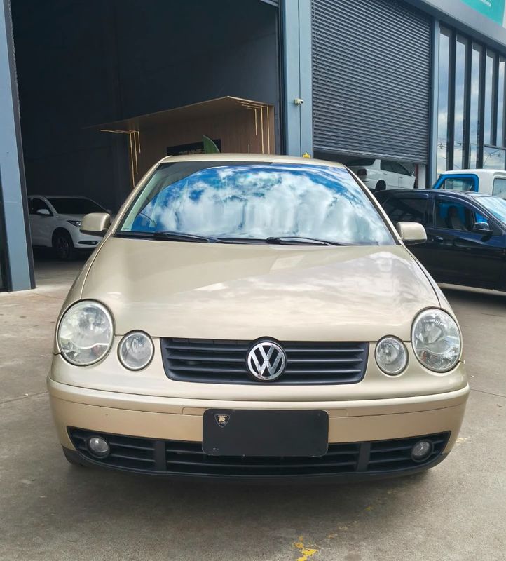 Volkswagen POLO SED./SED COMF 2.0/ 8V 2004
